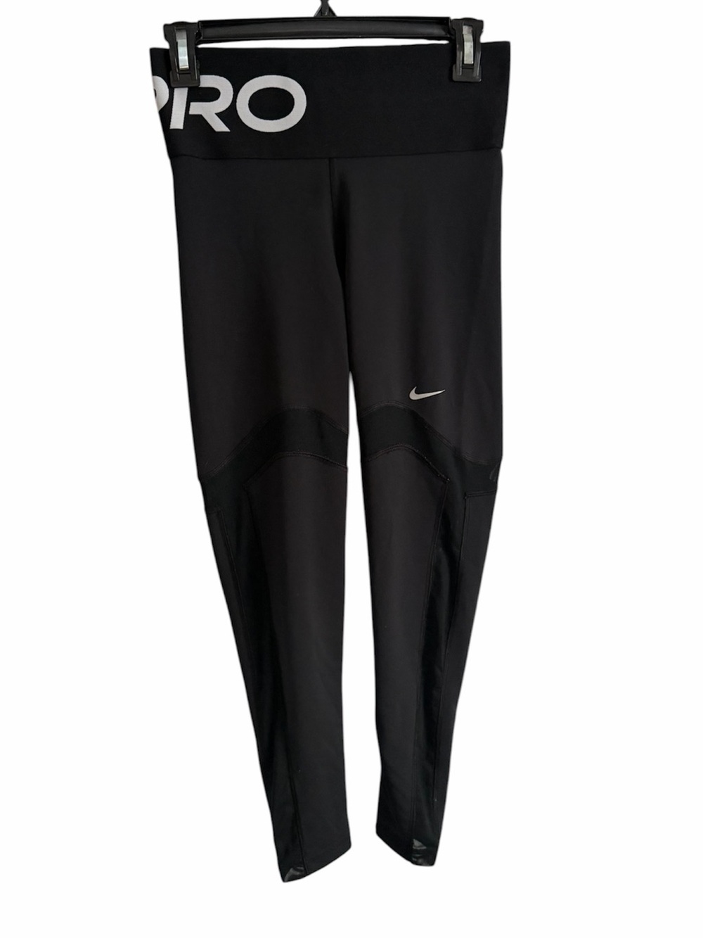 Women’s Nike Pro Leggings Size Medium